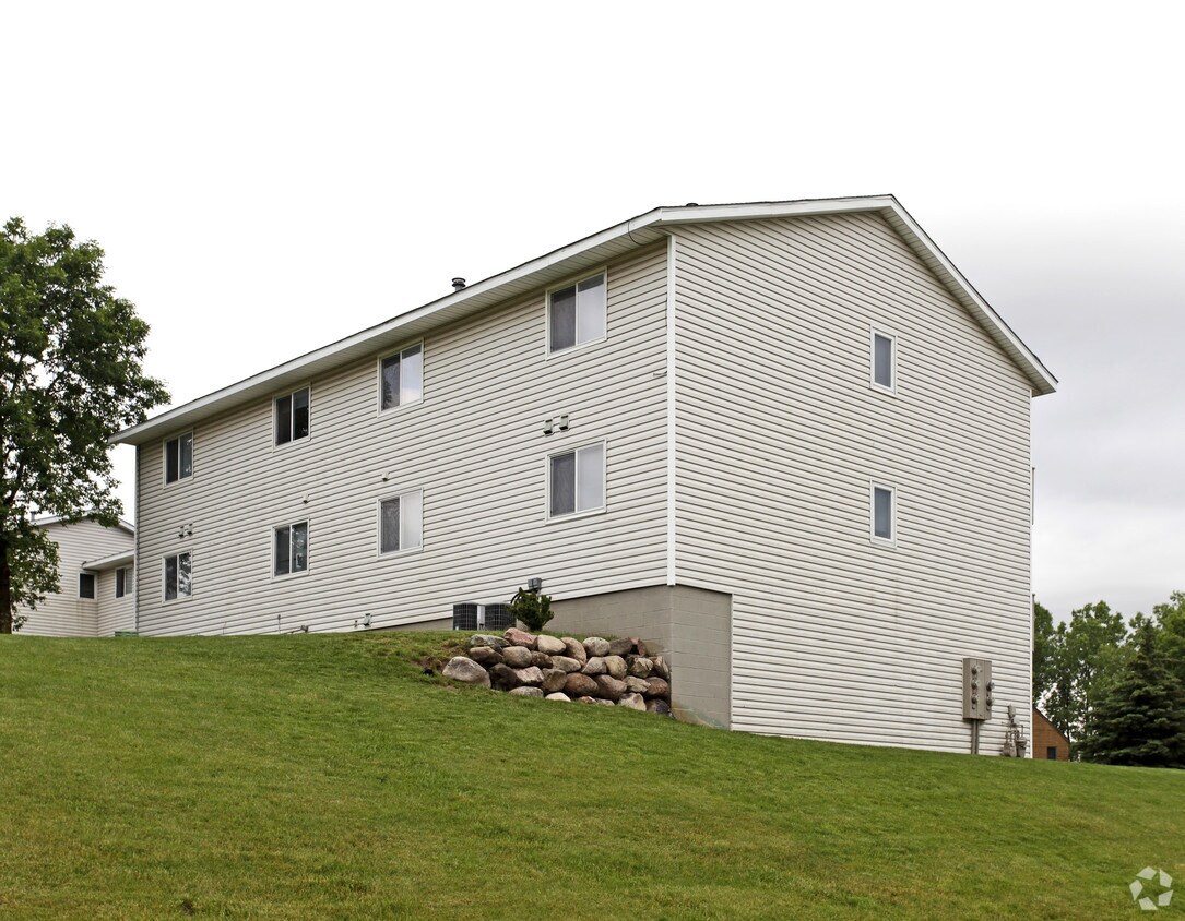 Building Photo - 886 Wescott Sq