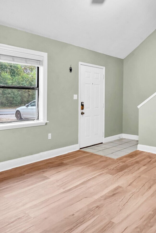 Foto del edificio - Cute 2 Bedroom 2 Bathroom Townhome For Rent!