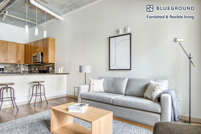 Foto del edificio - 1550 Raleigh St