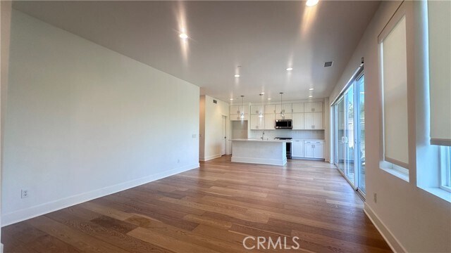 Foto del edificio - 14293 Hillcrest Dr