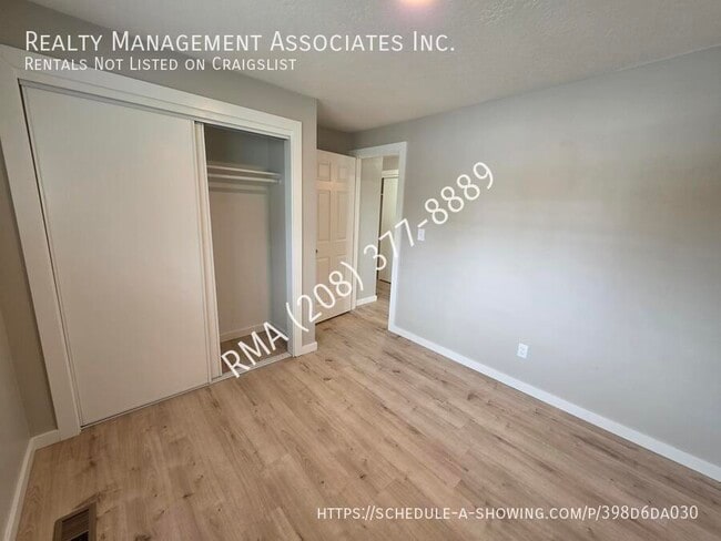 Building Photo - 3033 W Malad St