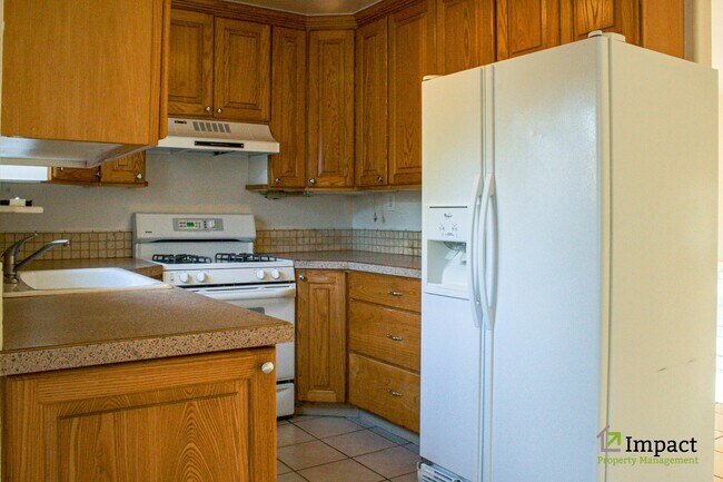 Foto del edificio - 3916 Pearl Dr