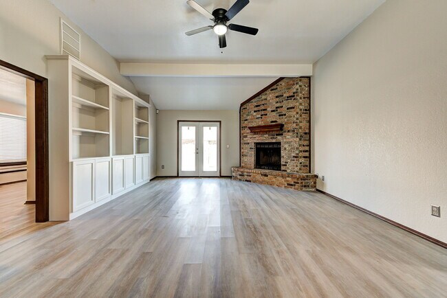 Building Photo - 8033 NW 113th St
