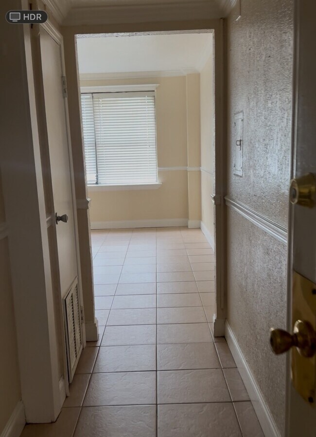 Foto del edificio - 311 E Ashley St