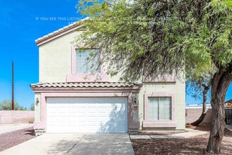 Building Photo - 10820 E Arcadia Ave