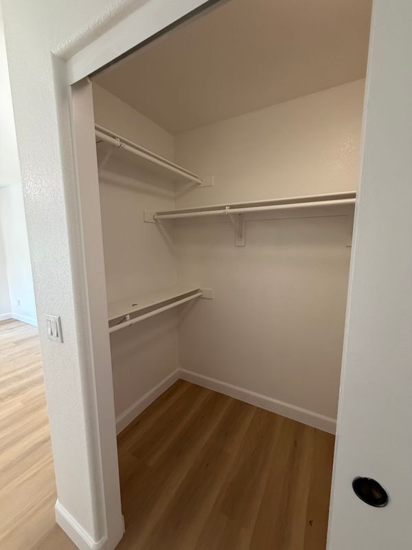Building Photo - 1356 Comfrey Leaf Dr