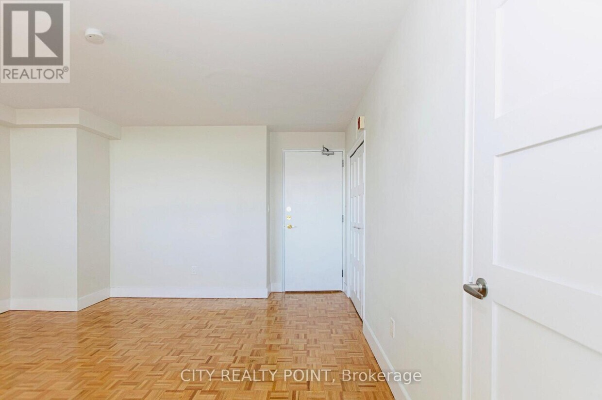 Photo principale - 490-490 Eglinton Ave E
