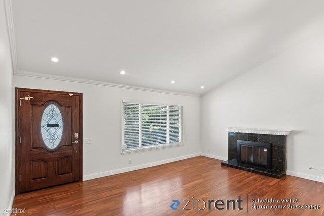 Foto del edificio - 4 br, 2 bath House - 4948 Avenida De Los A...