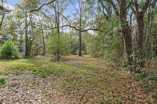 Building Photo - 3128 Club House Rd