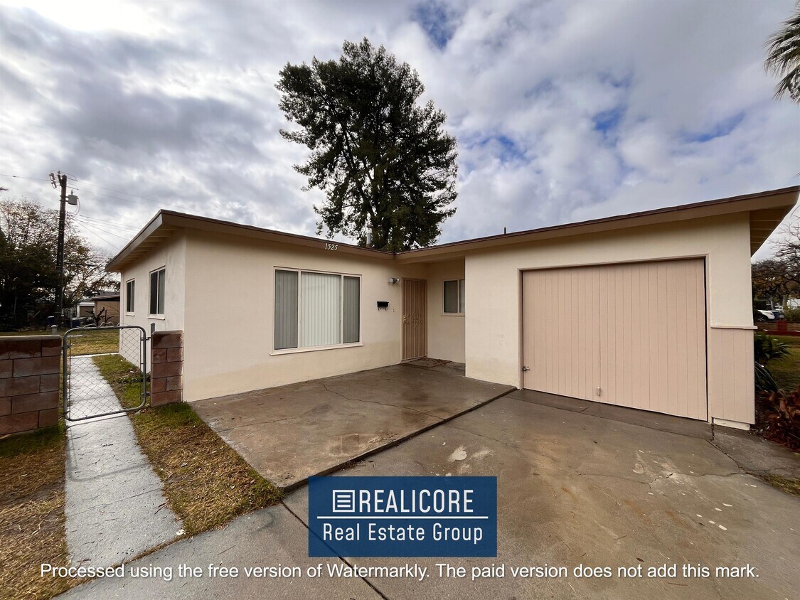 Foto principal - 1525 Magnolia Ave W
