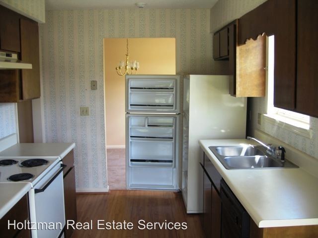 Building Photo - 4 br, 2 bath House - 960 Birchfield Drive
