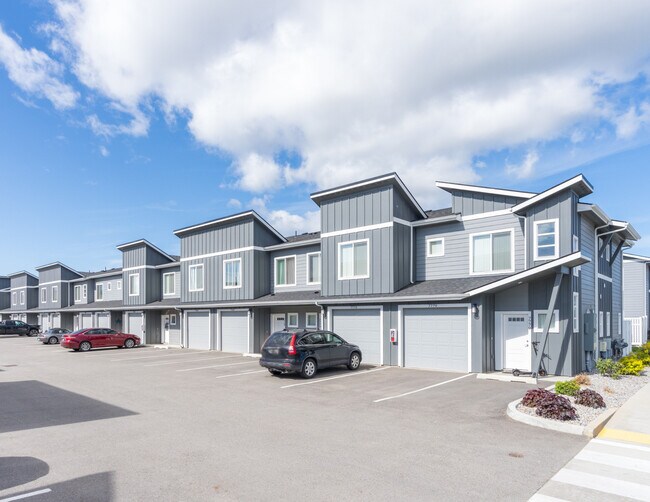 Foto del edificio - Prairie Pointe Apartments & Townhomes