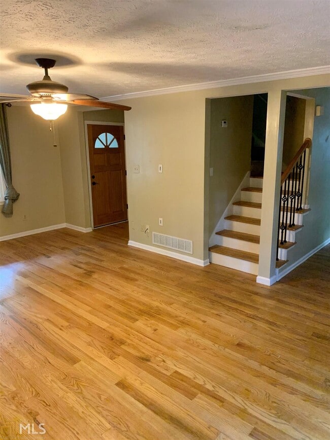 Foto del edificio - 105 Flat Creek Ct