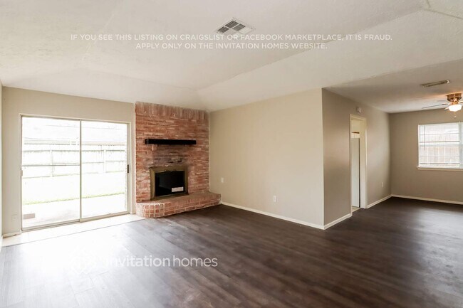 Building Photo - 14307 Branchwater Ln