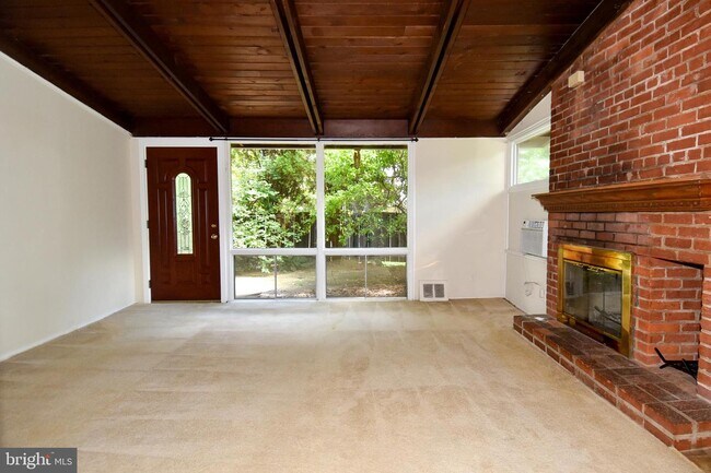 Building Photo - 3415 Gallows Rd