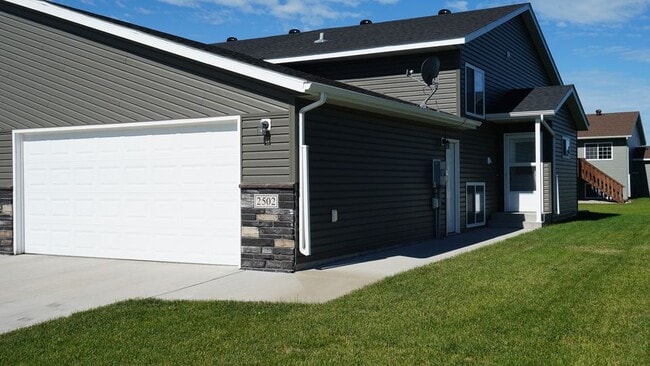 Building Photo - 2147 Allison Lane West