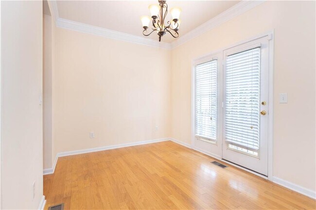 Foto del edificio - 1741 Highlands Pkwy SE