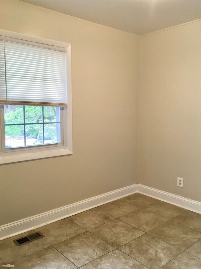 Building Photo - 3 br, 2 bath Townhome - 22 Rose Petal Ct