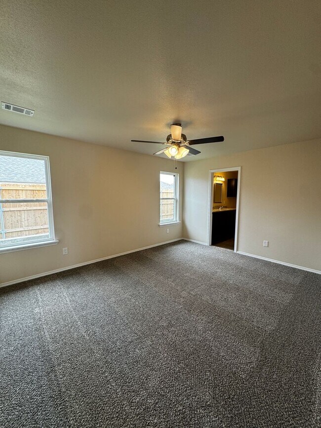 Foto del edificio - New construction!!! Beacon Pointe 3/2/2