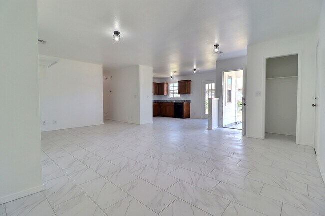 Foto del edificio - 6622 S Victor Ave