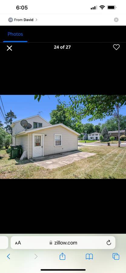 Patio - 716 S Twyckenham Dr