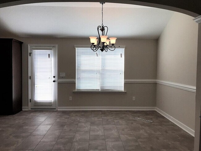 Foto del edificio - 5154 Copse Dr