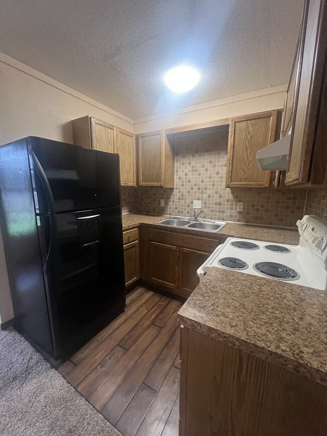 Foto del edificio - 106 N 3rd St