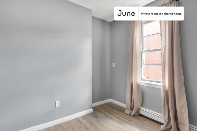Foto del edificio - Room in Shared 3 bed/1 bath home in North End