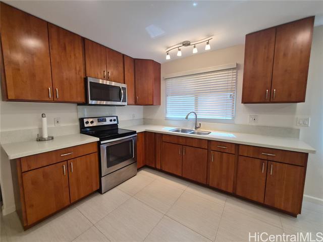 Foto del edificio - 3429 Harding Ave