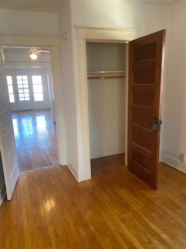 Building Photo - Cute 1 Bedroom Apartment in Roanoke Area