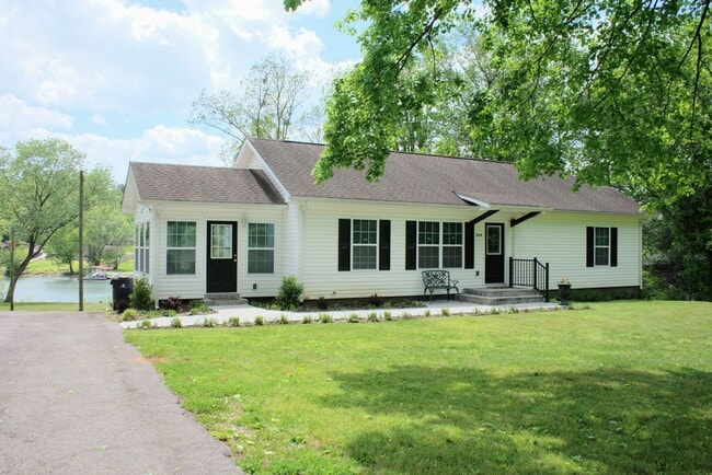 Knoxville 37914 - FULLY FURNISHED! 3 bedroom, 2 bath home - SHORT TERM LEASE AVAILABLE - Contact ... - Knoxville 37914 - FULLY FURNISHED! 3 bedroom, 2 bath home - SHORT TERM LEASE AVAILABLE - Contact ...