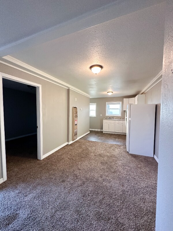 Foto principal - 1209 E 6th St