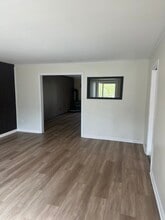 Building Photo - 2805 Bedell Rd