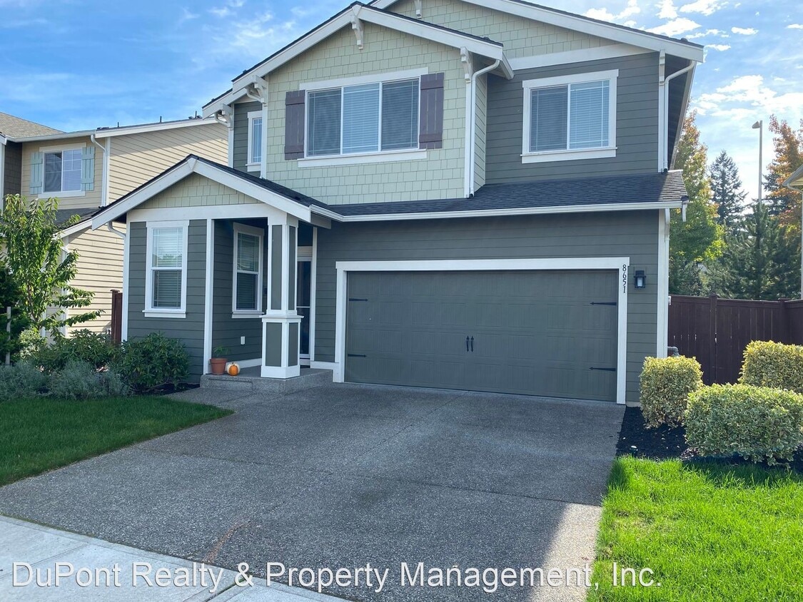 4 br, 2.5 bath House 8651 Spartacus St NE House Rental in Lacey, WA