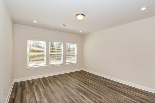 Foto del edificio - 3627 Mathewson Way