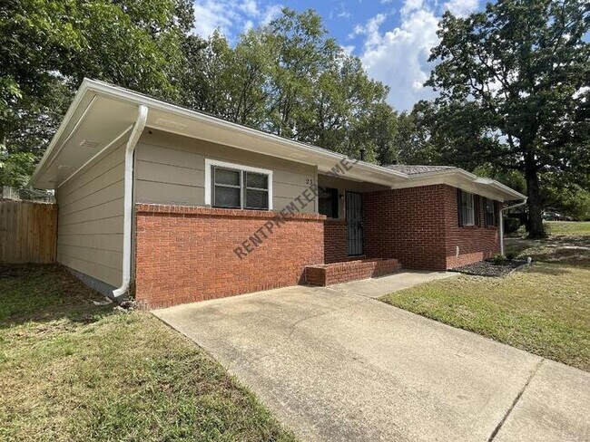 Foto del edificio - 23 Brookview Dr