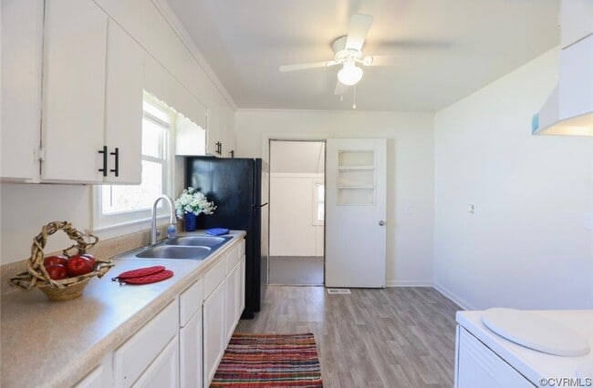 Foto del edificio - 605 N South St