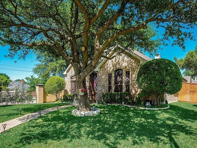 Foto del edificio - 3337 Candlewood Trail
