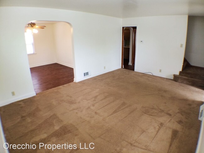 Building Photo - 3 br, 1.5 bath House - 1242 Glencairn