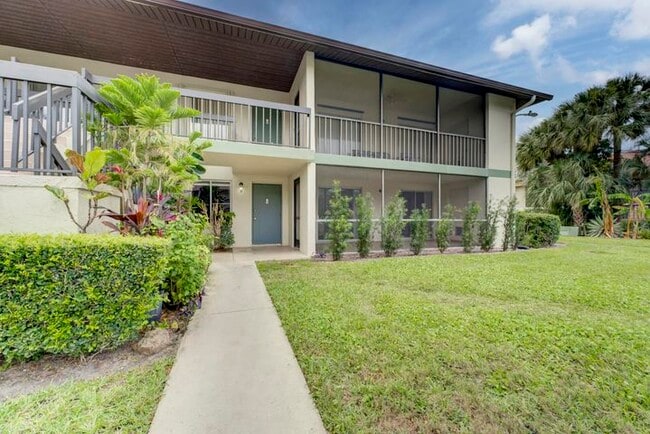 Foto del edificio - 6446 Chasewood Dr