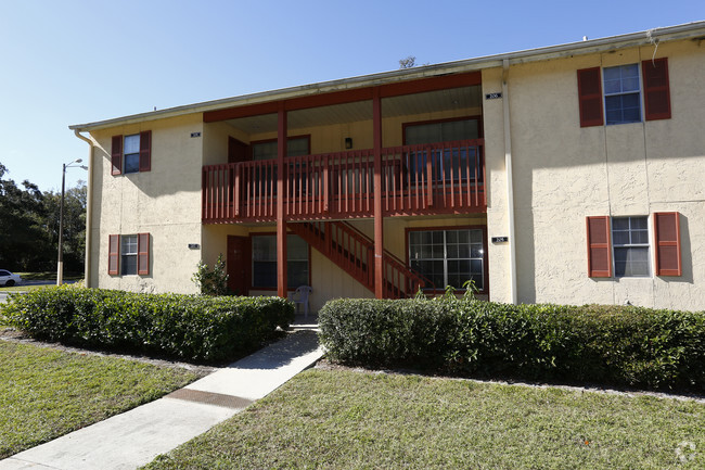 Building Photo - Country Oaks Apartments