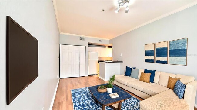 Foto del edificio - 6348 Raleigh St