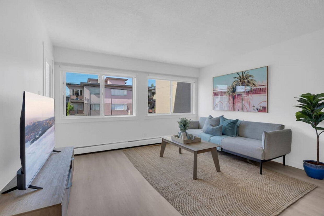 Photo principale - 45 16th Ave