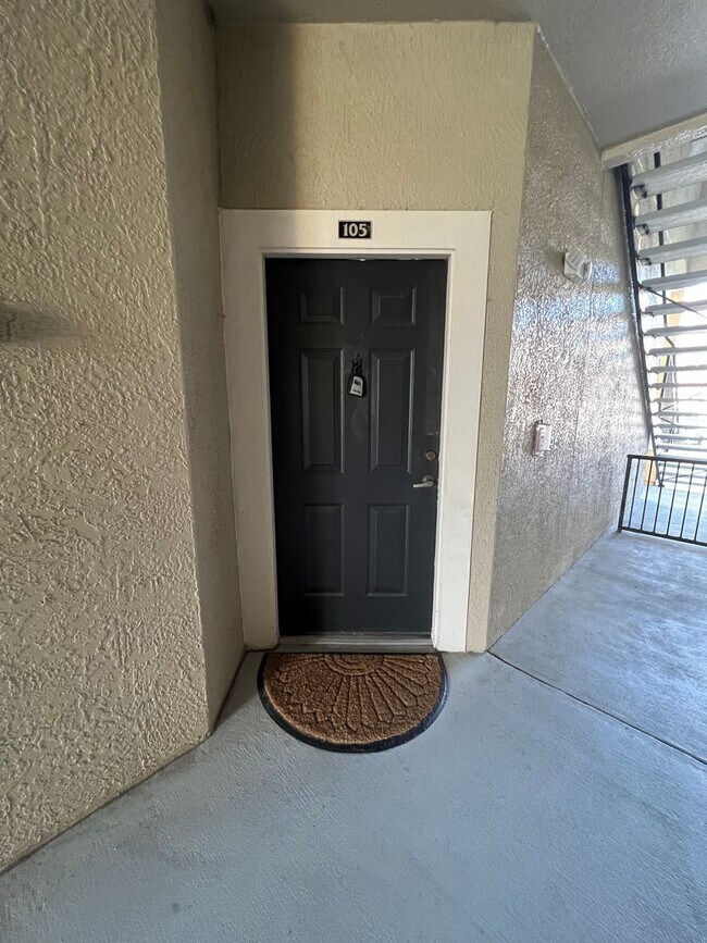 Building Photo - Lakes at Viera East 105