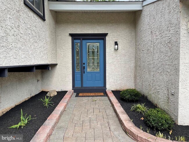 Foto del edificio - 802 Salem Ct