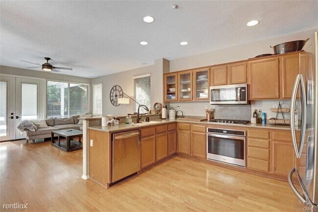 Foto del edificio - 3 br, 2.5 bath House - 1 Kara Ct # 1