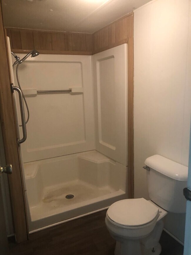 Foto del edificio - 3 Bedroom Rental In North Crawfordville Av...