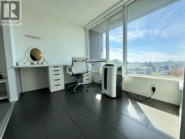 Photo du bâtiment - 5665 Boundary Rd