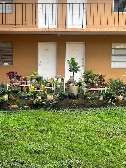 Building Photo - 1280 W 54th St