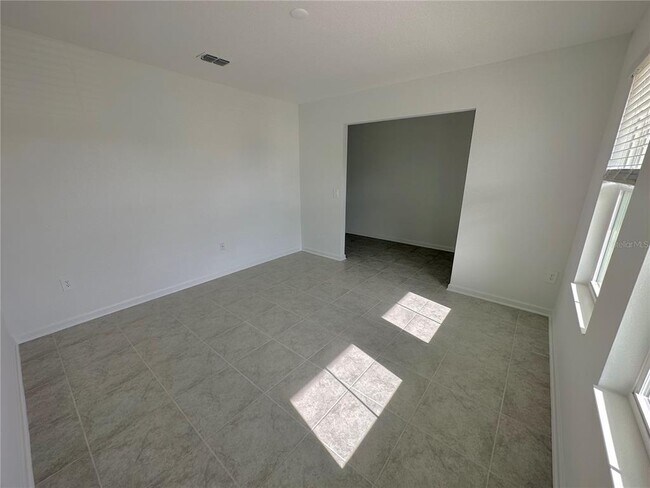Foto del edificio - 954 Jackson Ave